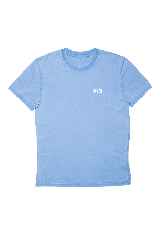 Club T-shirt with printed "GC" and back artwork detailing.